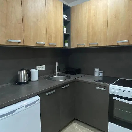 Golden 28 Apartment