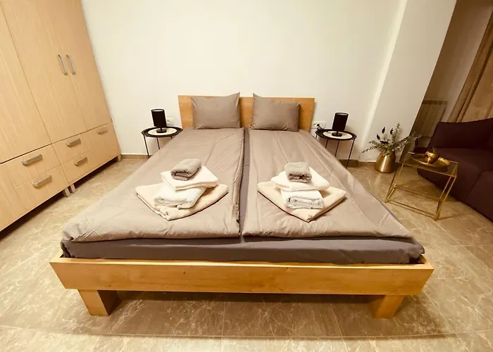 Golden 28 Apartman *